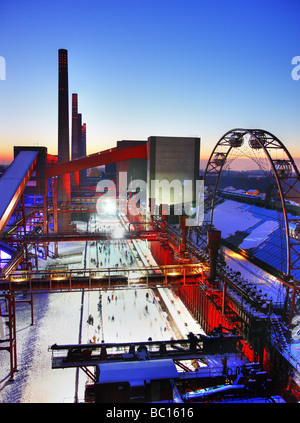 Patinoire à la cokerie Zollverein Sites du patrimoine culturel Zeche Zollverein, Essen, Allemagne Banque D'Images