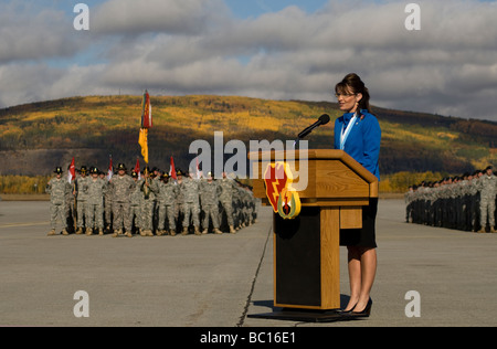 Le gouverneur de l'Alaska et candidate à la vice-présidence américaine Sarah Palin rappelle les événements du 11 septembre 2001 (2001) et soldats adresses Banque D'Images