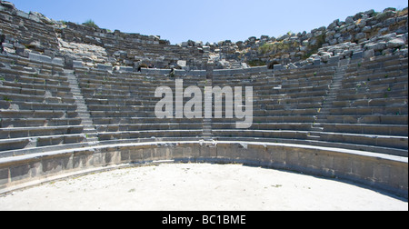 Théâtre de l'Ouest dans les ruines romaines d'Umm Qais en Jordanie Banque D'Images