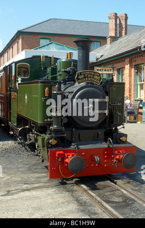 Talyllyn Railway locomotive no 7 'Tom Rolt' au quai, Tywyn Banque D'Images