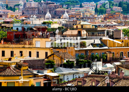 Vue sur les toits de Rome à partir de prises de vue panoramique de la Villa Borghese Banque D'Images