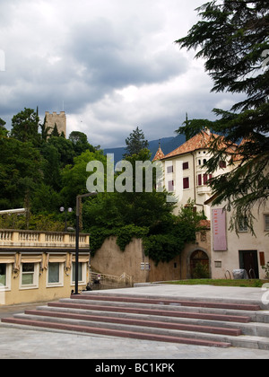 Un coin tranquille dans le carré Sandplatz à Merano Italie Tyrol du Sud Banque D'Images