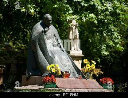 Pologne Cracovie Strzelecki Park le pape Jean Paul II monument Banque D'Images