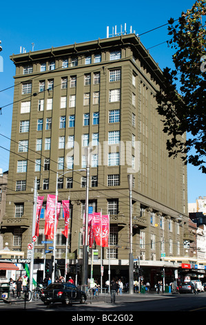 Les magasins de Londres, Elizabeth Street, Melbourne, Victoria, Australie Banque D'Images