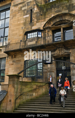 Dh Glasgow School of Art ART SCHOOL GLASGOW Personnes Renfrew St entrée bâtiment conçu par Charles Rennie Mackintosh Banque D'Images