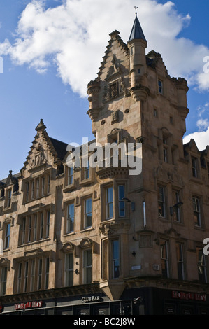 Dh GLASGOW TRONGATE architecture baronniale écossaise bâtiment Victorien Trongate Crow-étapes roof Banque D'Images