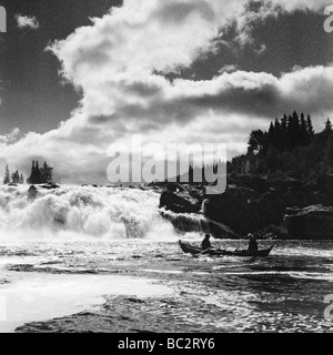 Laksforsen Cascade, Leknes, Norvège Banque D'Images