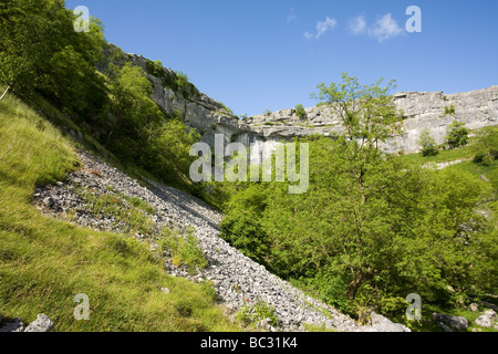 Malham cove Malham Yorkshire Dales England Banque D'Images