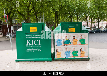 Bacs de recyclage à Amsterdam Banque D'Images