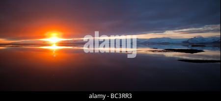 Coucher de soleil sur Hornafjordur, l'Est de l'Islande Banque D'Images