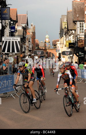 Round 9 de la série d'événement cycliste à Chester Banque D'Images