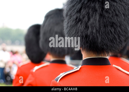 Des gardes au Potters Field on Armed Forces Day sur Londres 2009. Banque D'Images