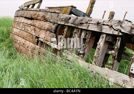 Barges fait naufrage près du village de Purton Gloucestershire, sur les rives du fleuve Severn Banque D'Images