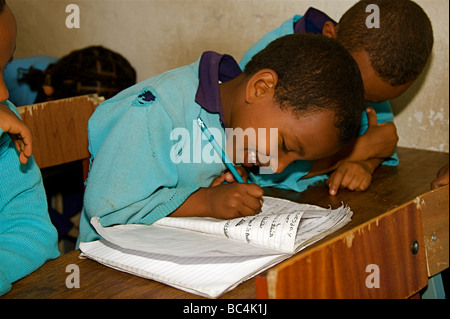 Élèves d'Addis Abeba en Ethiopie sur la corne de l'Afrique Banque D'Images