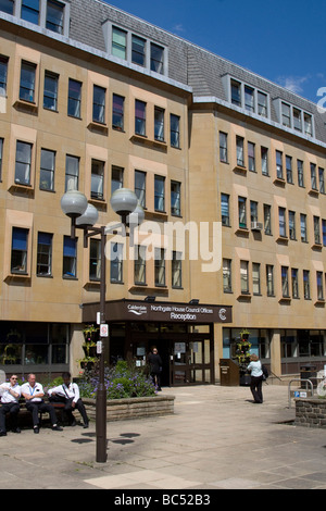 Grand marché d'Halifax Centre Ville Région métropolitaine de Calderdale West Yorkshire Angleterre UK GO Banque D'Images