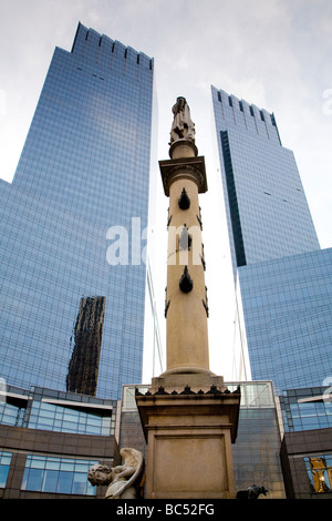 Le Time Warner towers de Columbus Circle, NEW YORK Banque D'Images