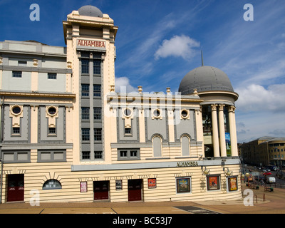 Le bâtiment classé grade 2 Alhambra Theatre construit 1913 Bradford West Yorkshire Banque D'Images