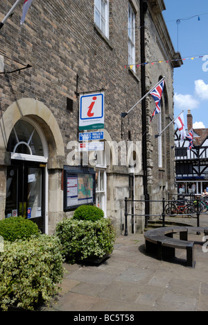 Office du Tourisme à Salisbury Wiltshire Angleterre Ligne Poisson Banque D'Images