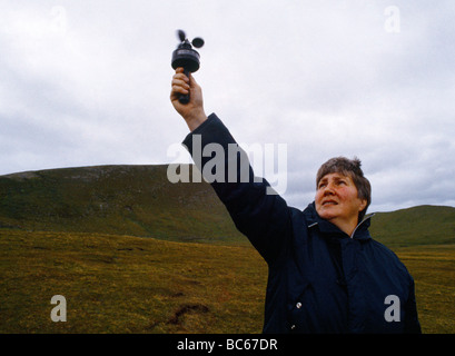 Foula les Shetland Ecosse Anémomètre à main Station météo rencontré Banque D'Images