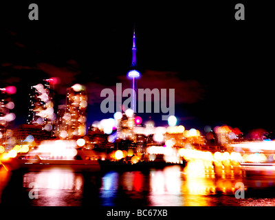 Le Harbourfront Centre Toronto Skyline paysage de nuit Banque D'Images