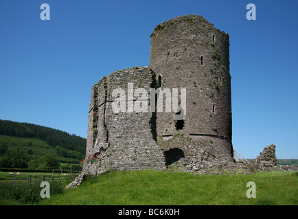 La tour du donjon d'Tretower château, une forteresse en ruine dans les Brecon Beacons Banque D'Images