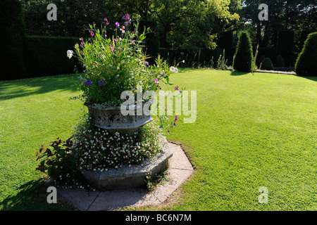 Jardin Anglais aménagé à Cothay Manor, demeure seigneuriale et Manor à Wellington, Somerset, UK Banque D'Images