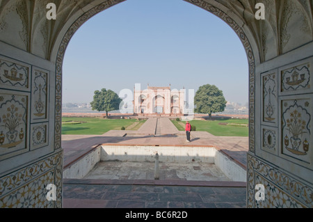 Itimadud Daulah, Baby Taj, Agra, Uttar Pradesh, Inde, extérieurs et intérieurs du Taj, maçonnerie, pierres semi-précieuses et d'inl. Banque D'Images