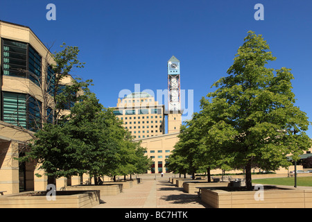 La bibliothèque et l'Hôtel de Ville de Mississauga Mississauga Ontario Canada Banque D'Images