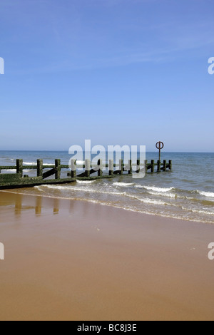 La superbe plage de sable à Aberdeen, Écosse, Royaume-Uni vu sur une journée ensoleillée. Banque D'Images