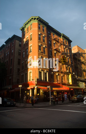 Scène de rue sur Bleecker Street dans Greenwich Village à New York le mercredi 24 juin 2009 Richard B Levine Banque D'Images