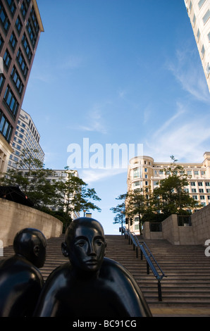 Des statues dans Canary Wharf, Londres Dockland England UK Banque D'Images