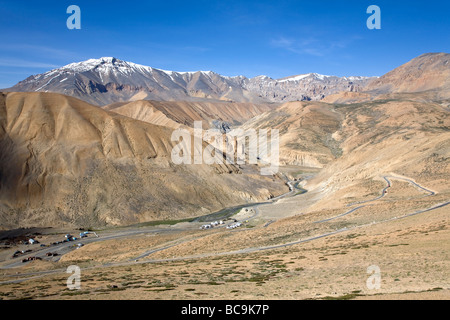 Pang de règlement. Manali-Leh road. Ladakh. L'Inde Banque D'Images