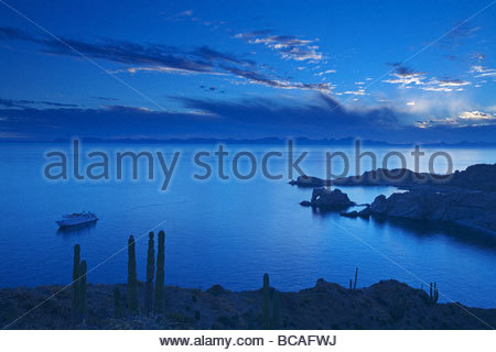 Navire d'expédition, l'île Santa Catalina, Golfe de Californie, au Mexique. Banque D'Images