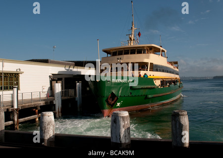 En ferry Manly Manly wharf Sydney NSW Australie Banque D'Images