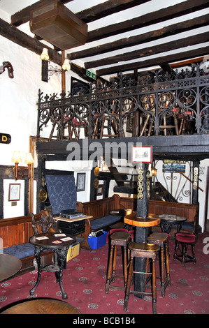 Le petit bijou Pub intérieur, High Street, Aylesford, Kent, Angleterre, Royaume-Uni Banque D'Images