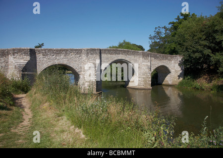 Teston pont sur la rivière Medway Banque D'Images