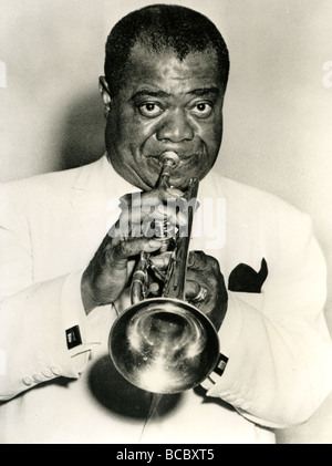 LOUIS ARMSTRONG - musicien de jazz américain à propos de 1960 Banque D'Images