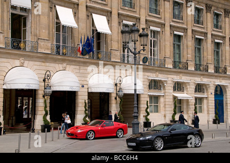 Hôtel Ritz, place Vendôme Paris France Ferrari Banque D'Images