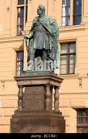 Statue Paul Friedrich Schwerin Deutschland Statue Paul Friedrich Schwerin Allemagne Banque D'Images