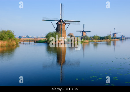 Les moulins à vent à la Kinderdijk, Pays-Bas Banque D'Images