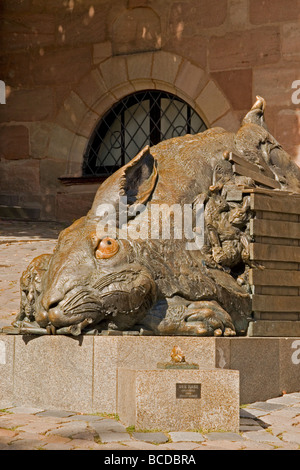 Statue de Nuremberg Albrecht Durer's Der Hase (le lièvre), la sculpture par Jurgen Goertz Banque D'Images