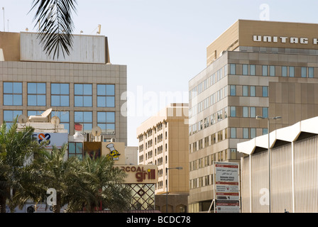 Édifices à appartements et de bureaux dans la ville de Manama, Royaume de Bahreïn Banque D'Images