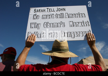 Manifestant conservateur à Sarah Palin de rassemblement pour la campagne présidentielle de 2008. Henrico County, Virginie, 2008 Banque D'Images