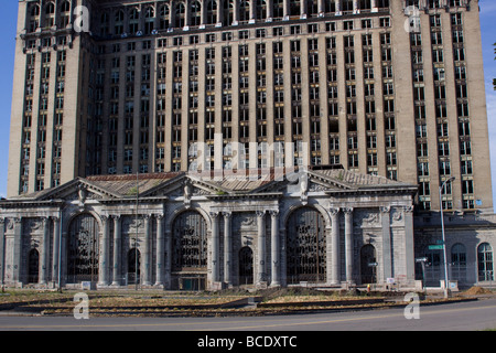 Ancienne gare, Cork Town, Detroit, MI USA 2010, par Carol Dembinsky/Dembinsky photo Assoc Banque D'Images