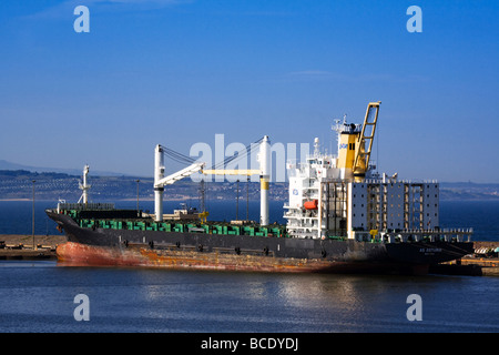 En tant que navire de charge à Asturies Port de Leith Docks, Edinburgh, Ecosse. Banque D'Images
