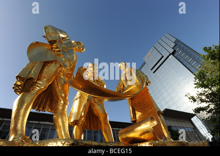 Statue de la golden boys de Birmingham LtoR Matthew Boulton et James Watt William Murdoch Banque D'Images