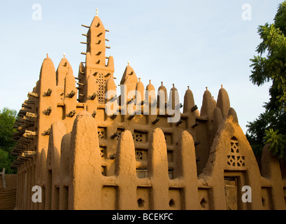 Le Mali. Sahel. Pays Dogon. Village de Ende. Mosquée de style soudanais. Unesco World Heritage Site. Banque D'Images