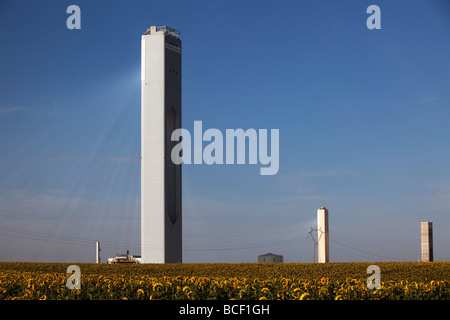 L'usine électrique construite par l'entreprise espagnole Abengo dans Sanlucar la Mayor, près de Séville, Espagne Banque D'Images