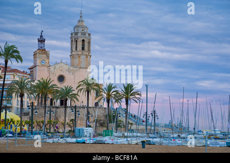 L'Espagne, la Catalogne (Catalunya), Sitges, Sant Bartomeu i Santa Tecla Church Banque D'Images