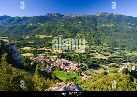 Roquefixade, Ariège, Midi-Pyrénées, France Banque D'Images